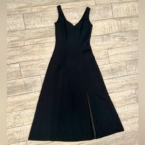 Vintage 1980s Laura Ashley Black A-line cocktail Evening Dress. US4